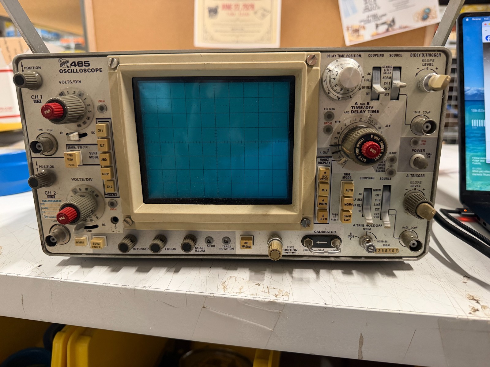 Tektronix 465 Oscilloscope
