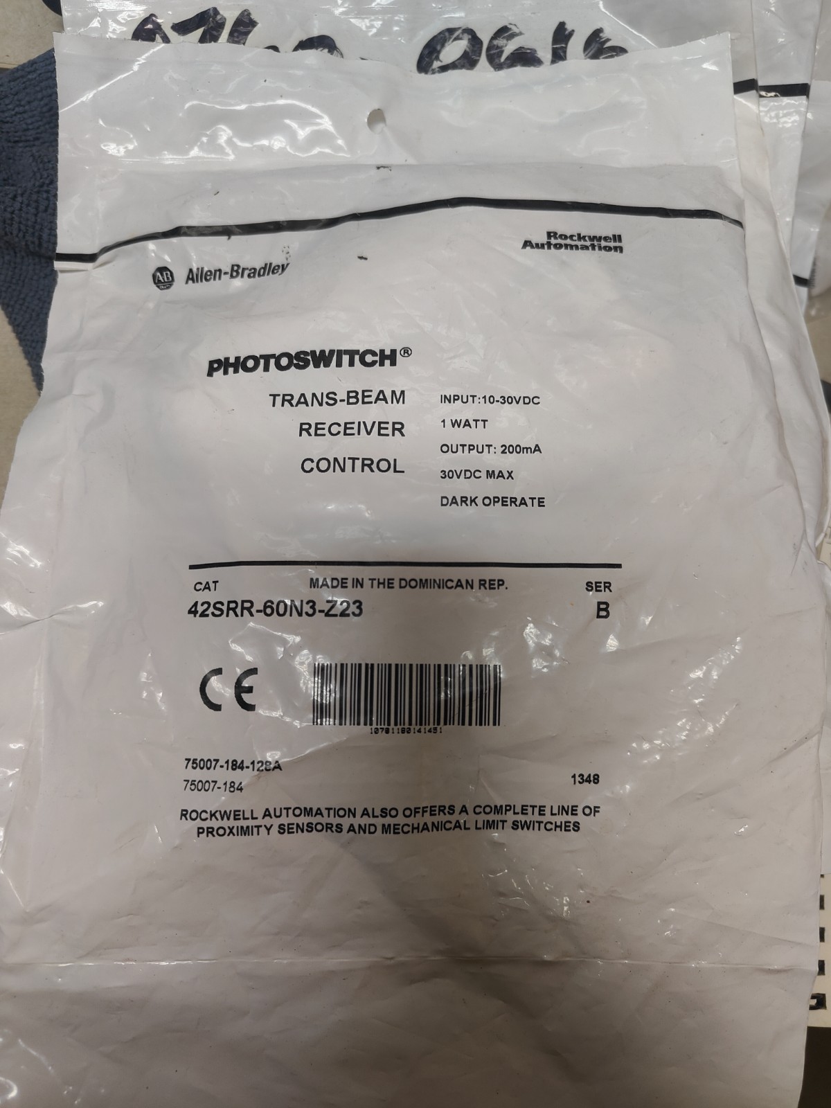 Allen Bradley Rockwell automation 42srr-60n6-Z23 trans beam photoswitch NEW