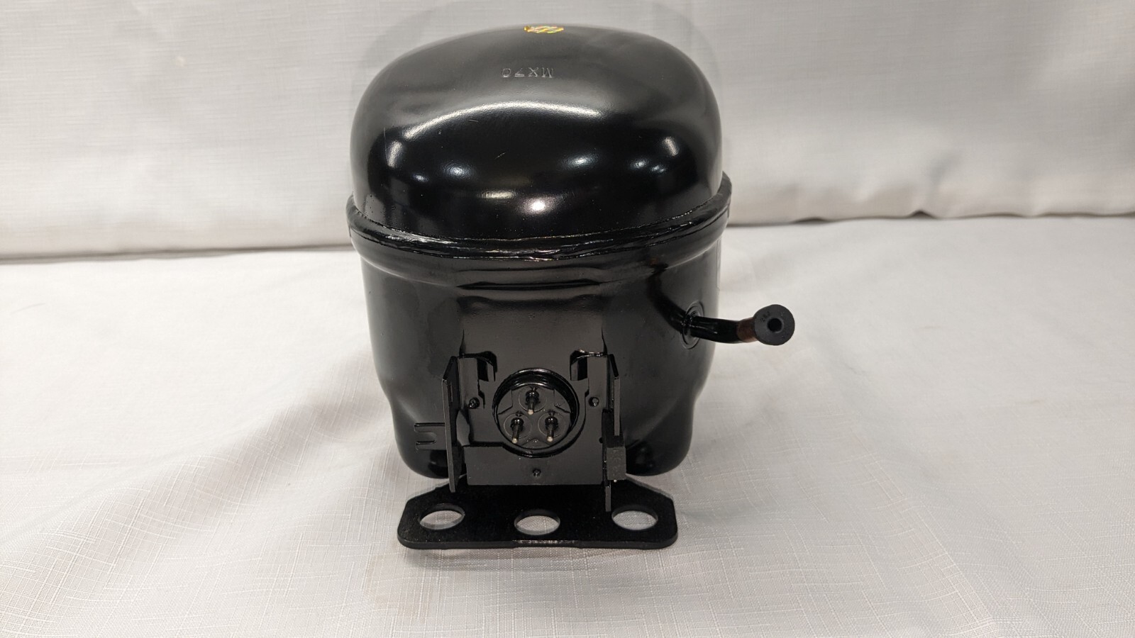 Sikelan GQR55KD 1/4hp 1262BTUs 110VAC R404a LBP / MBP Refrigeration Compressor