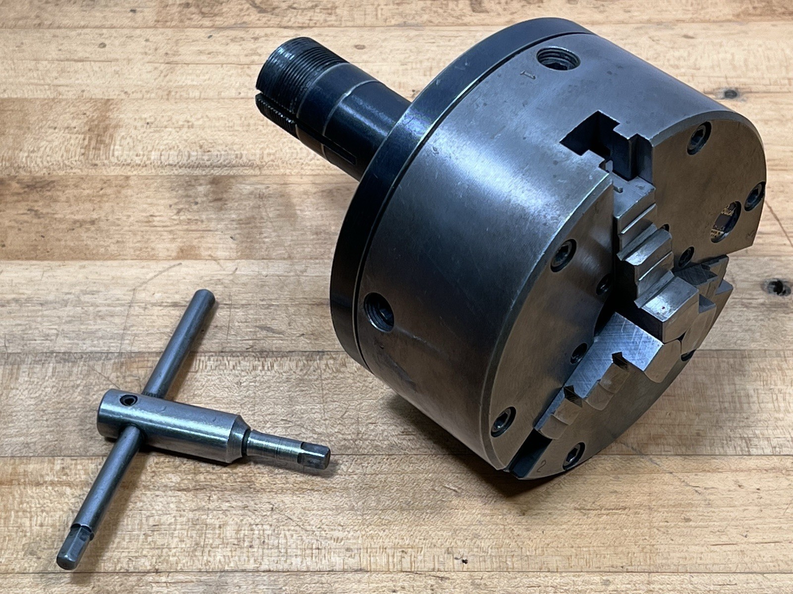 BUCK 5″ LATHE CHUCK 3 JAW SCROLLING #2534 WITH 5C MOUNT & KEY – MADE IN THE USA