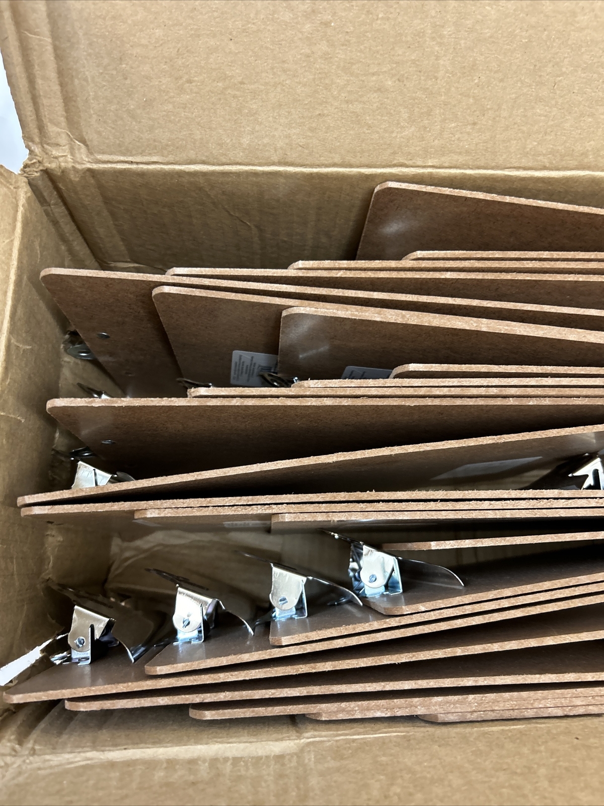 Saunders Recycled Two Sided Clipboard – 1″ Capacity – 8.50″ X 11″ – 24 Count