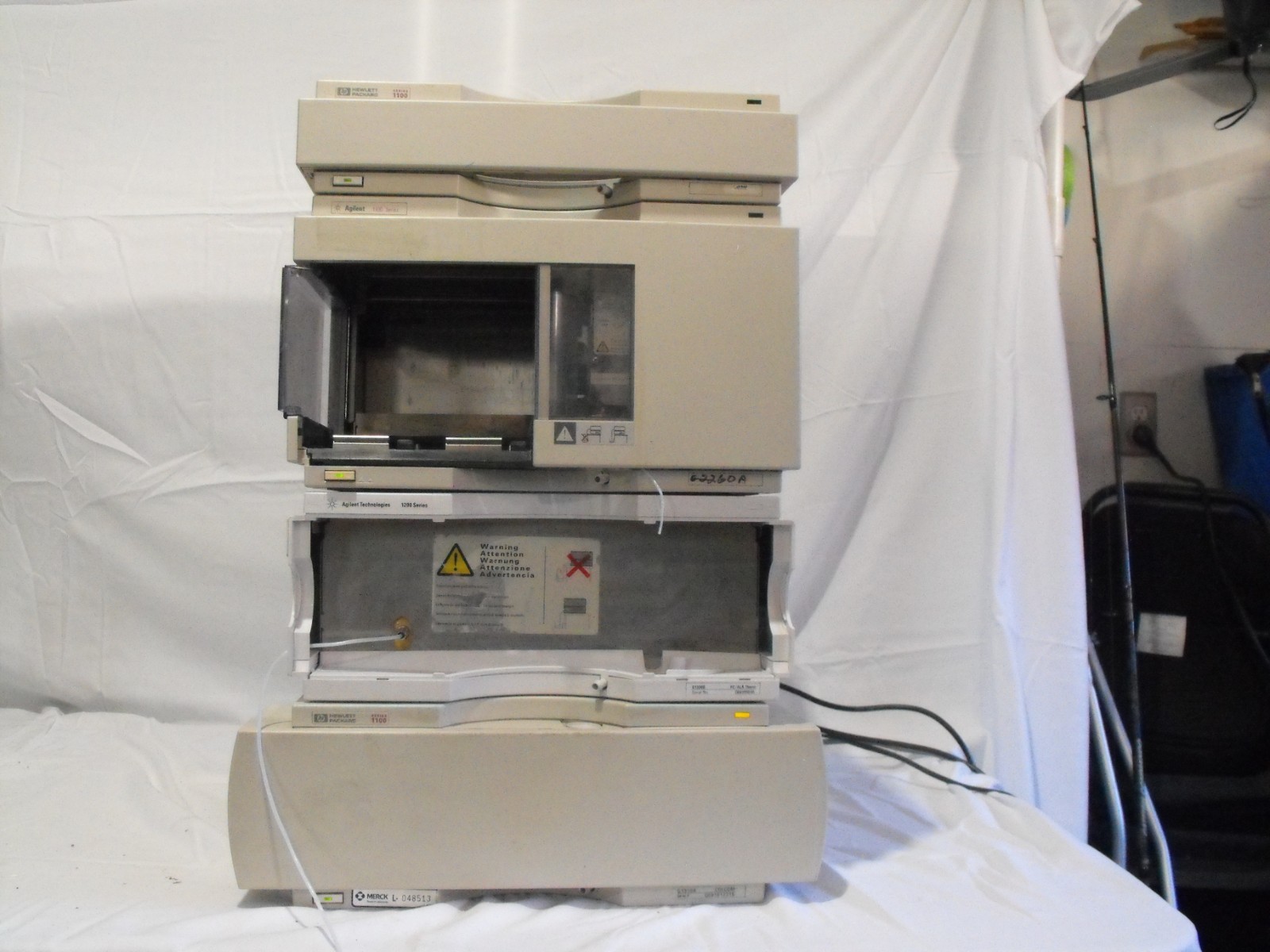 Agilent HP 1100/1200 HPLC System W/G1311A,G1313A,G1314A,G1330BA, read descript.