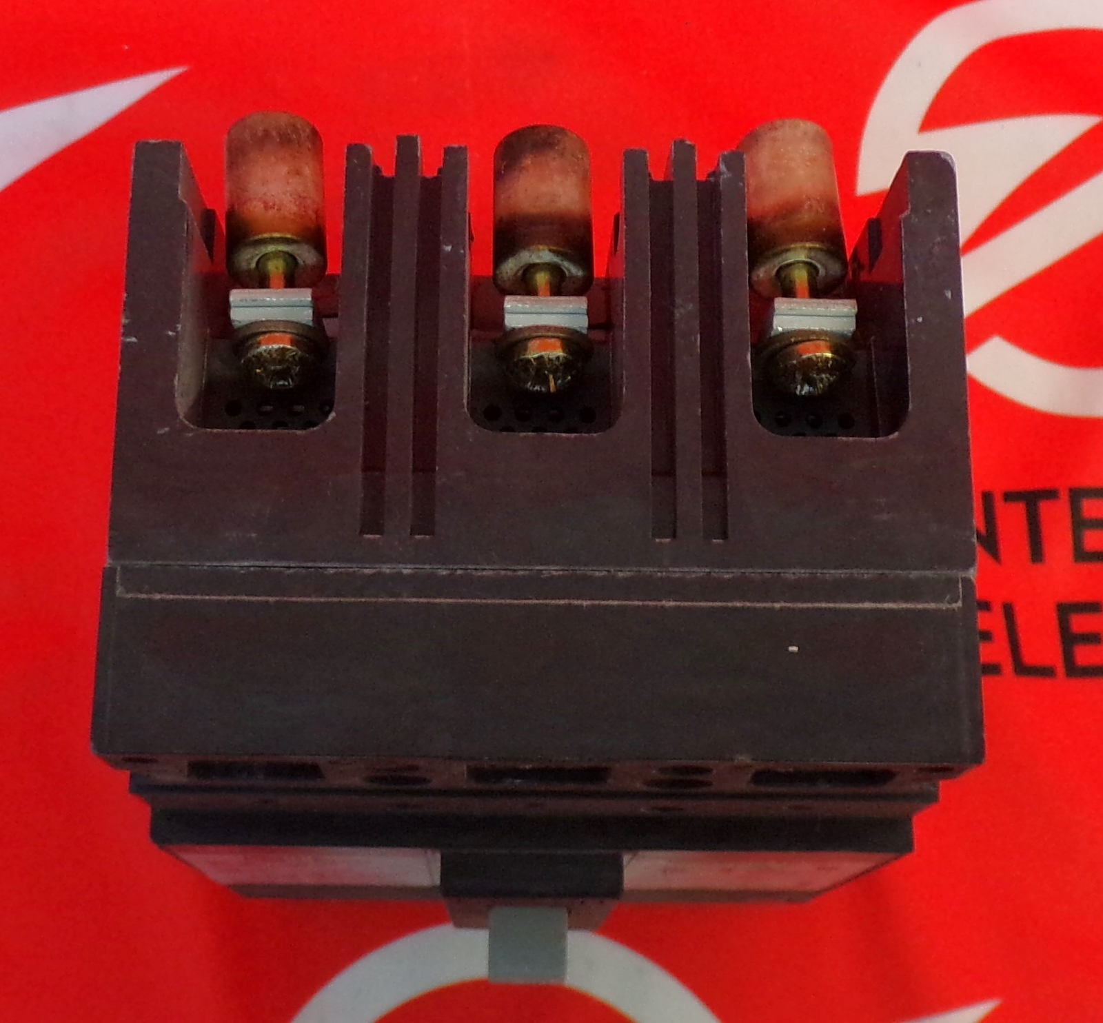 GE CIRCUIT BREAKER TED134090 90A 480V 3P GREEN W/ KIT 1YR WARRANTY