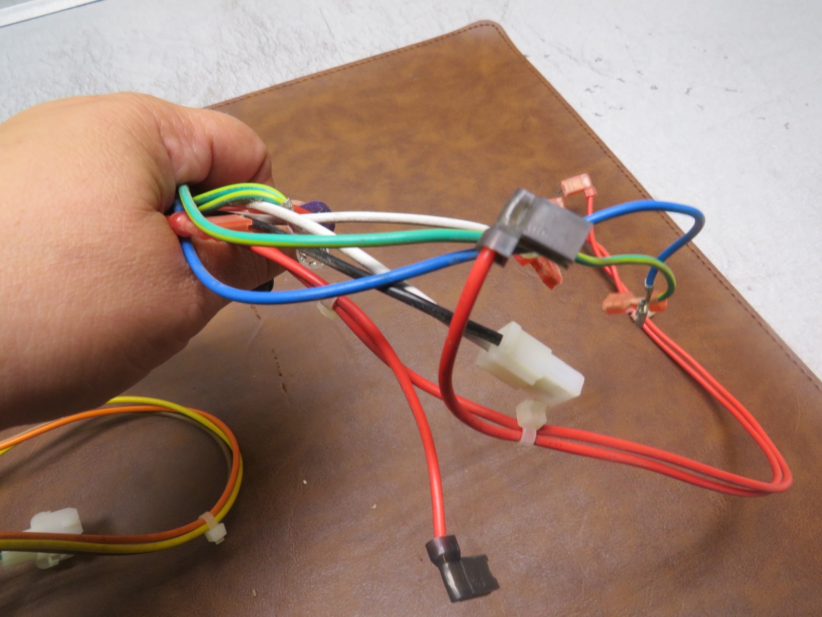 ICP/CARRIER FURNACE WIRING HARRNESS PT#337709-101 LOCATI 1-1-2-10-5