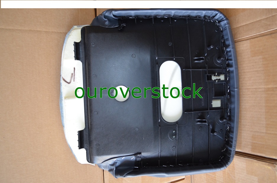 NEW BOBCAT SKID STEER SEAT BOTTOM CUSHION VINYL REPLACEMENT 6675322
