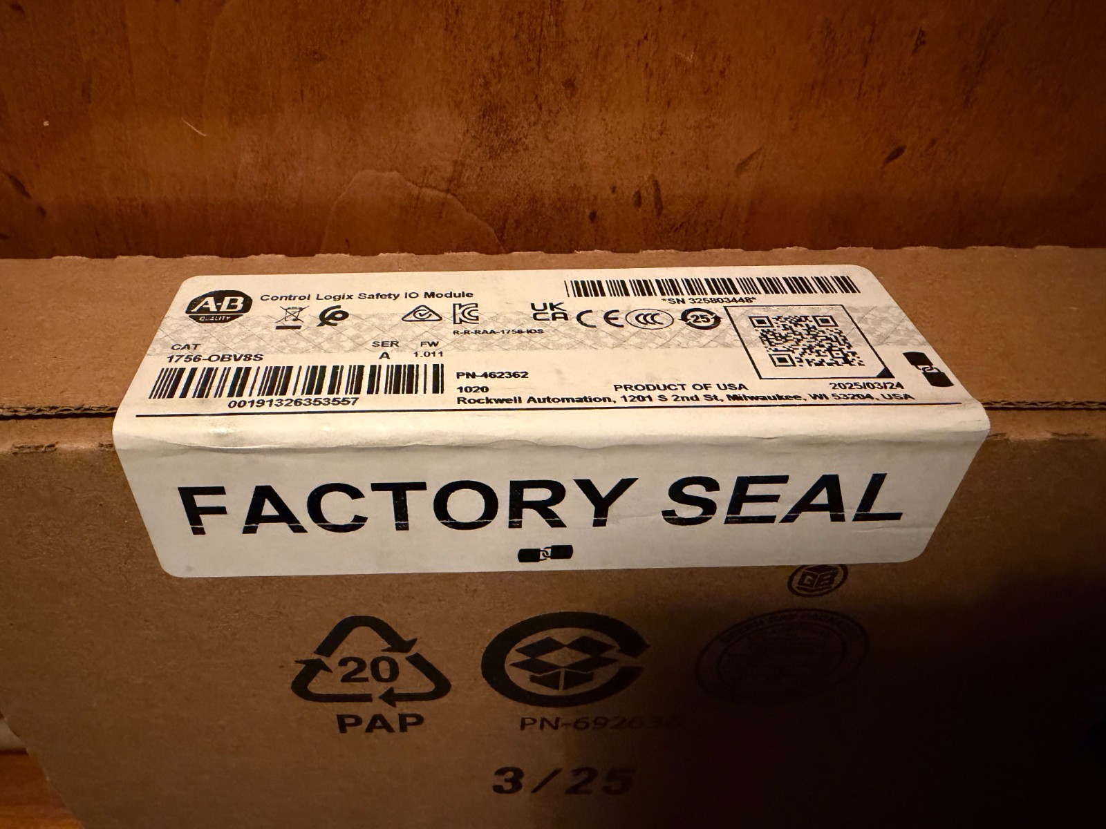 AB 1756-OBV8S/A in Box AB ControlLogix Safety Output BRAND NEW-FACTORY SEALED US