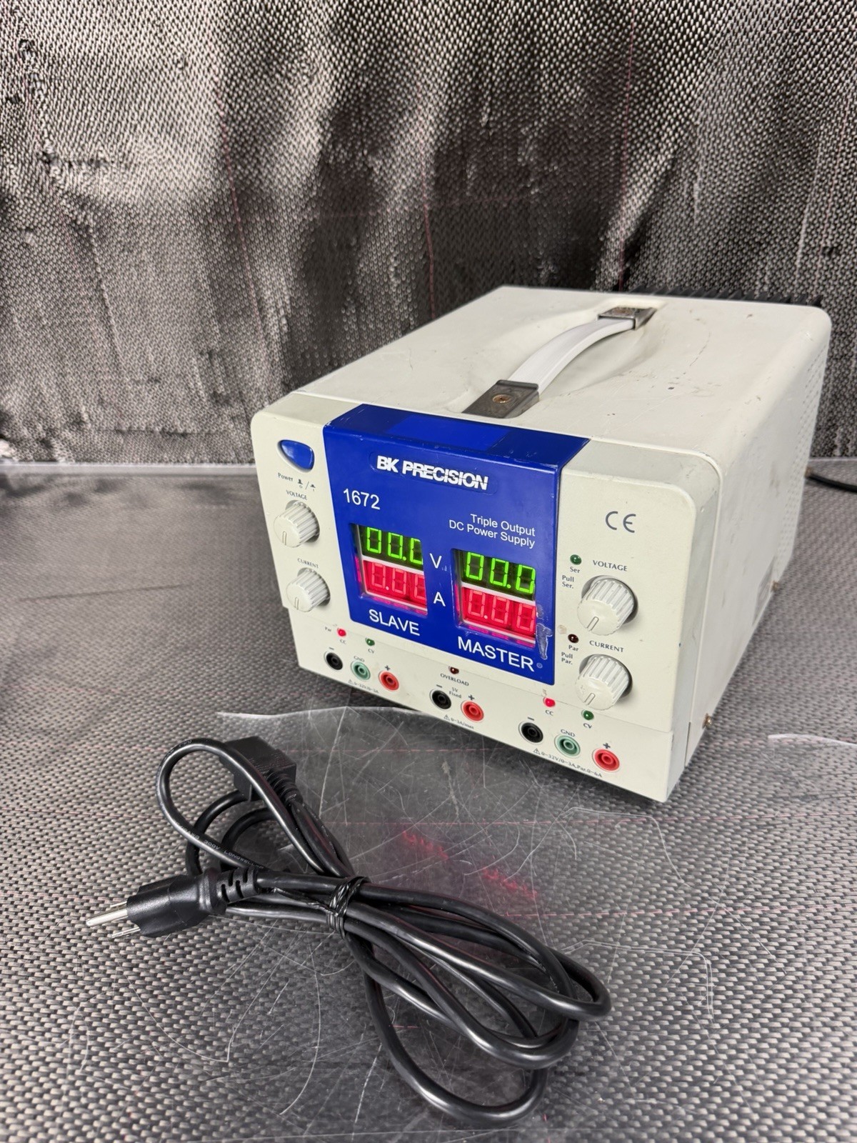 B&K Precision 1672 Triple Output DC Power Supply w/ Power Cable *Ships Fast*