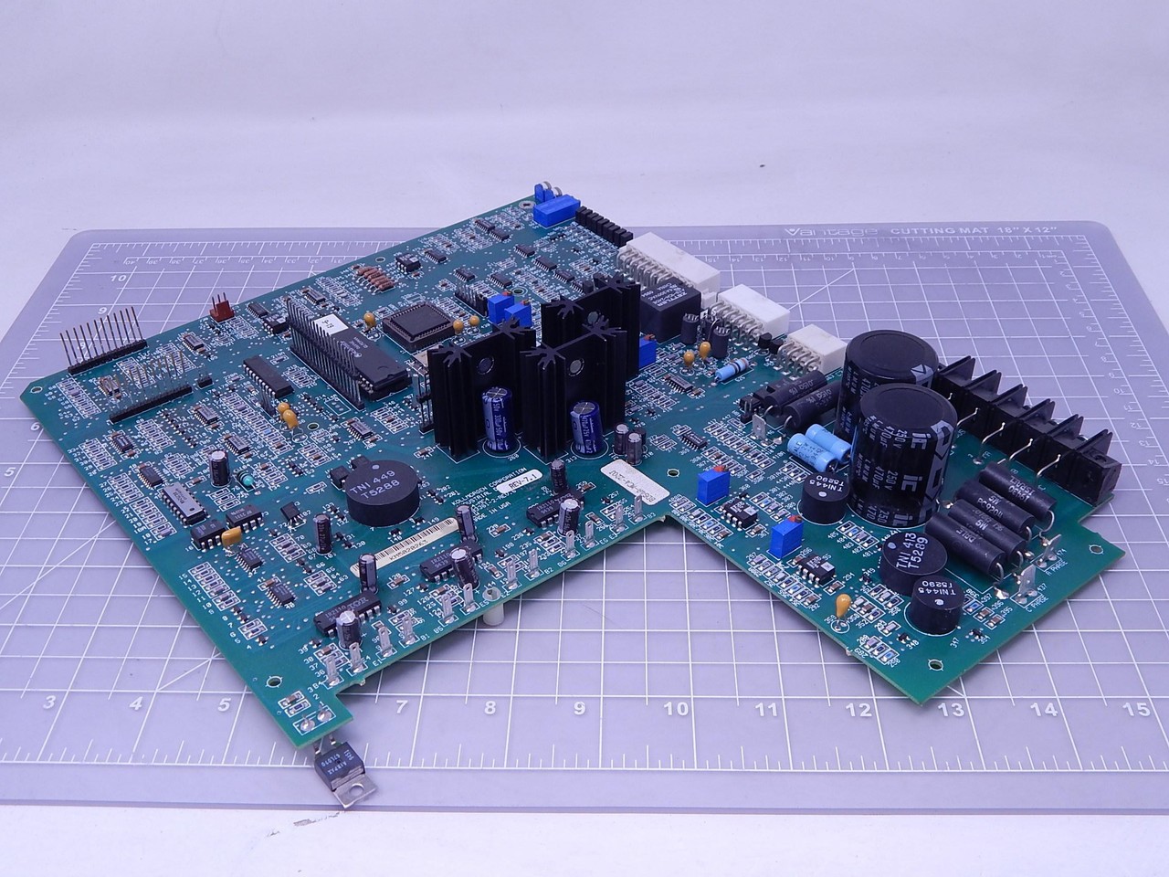 KOLLMORGEN BDS4A-MC4-220J A-93361-2 BOARD CONTROL T143691