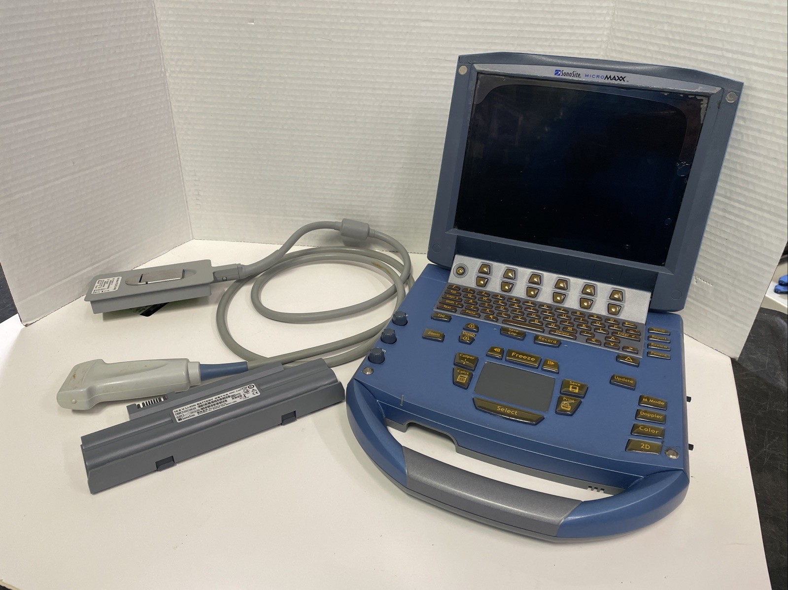 SonoSite MicroMaxx Portable Ultrasound System P06468-11 with HFL38/13-6 MHz