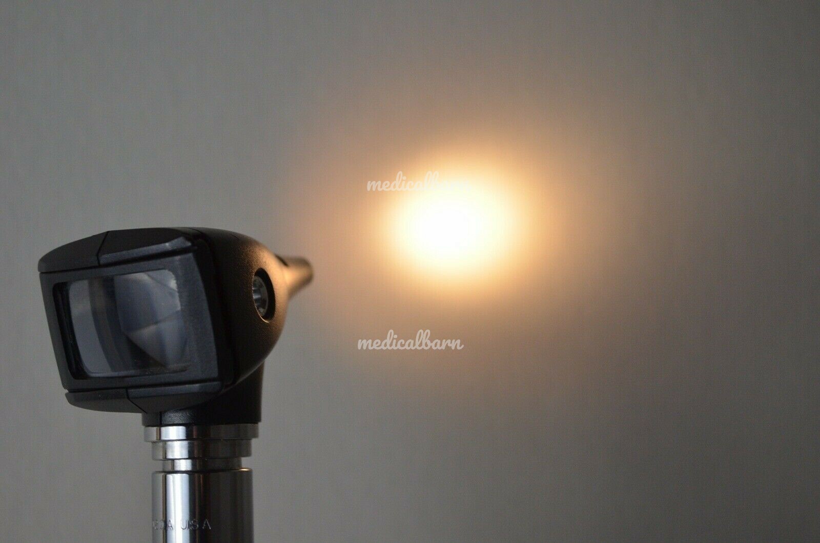 Welch Allyn 3.5 volt Otoscope with Rechargeable Direct Plugin Handle