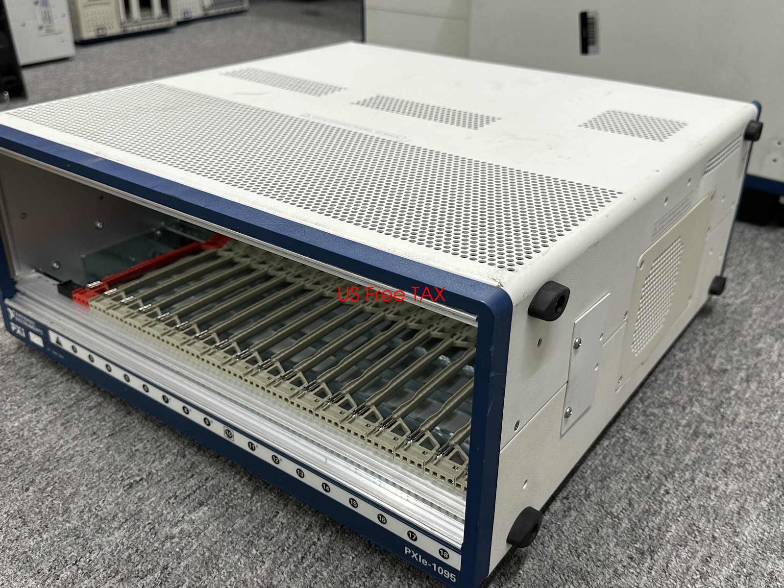 Used National Instruments NI PXIe-1095 PXIe, 18-Slot Up to 24 GB/s PXI Chassis