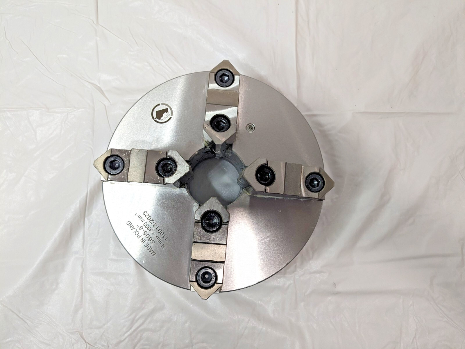 Bison 4 Jaw Self Centering Manual Chuck 8″ Diam Plain Back 3605-8″ 7-840-0800