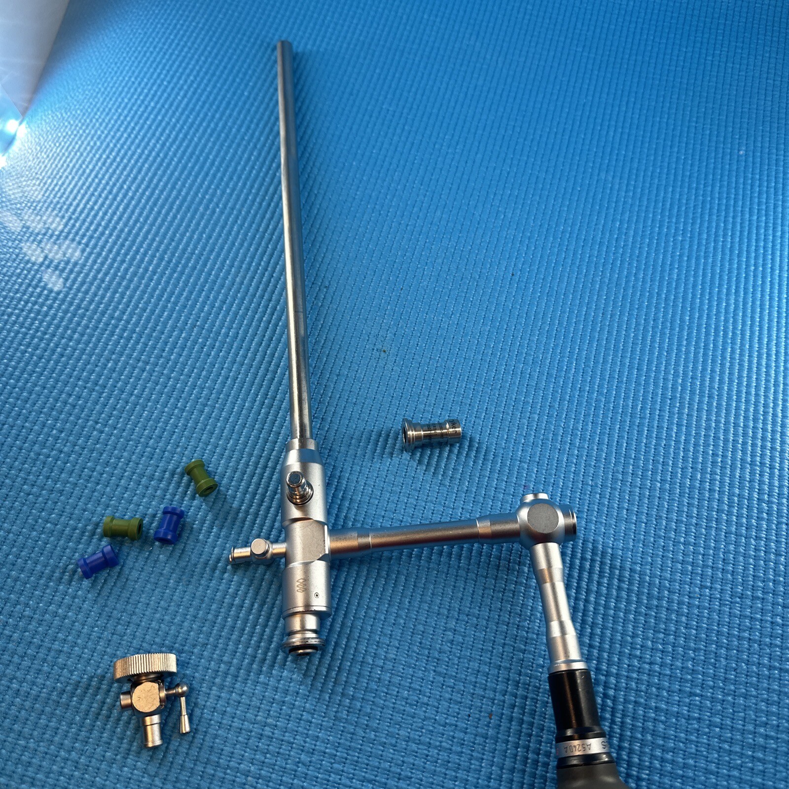 Olympus A52000A Autoclavable 10MM, 6 Deg Offset Laparoscope Including Case
