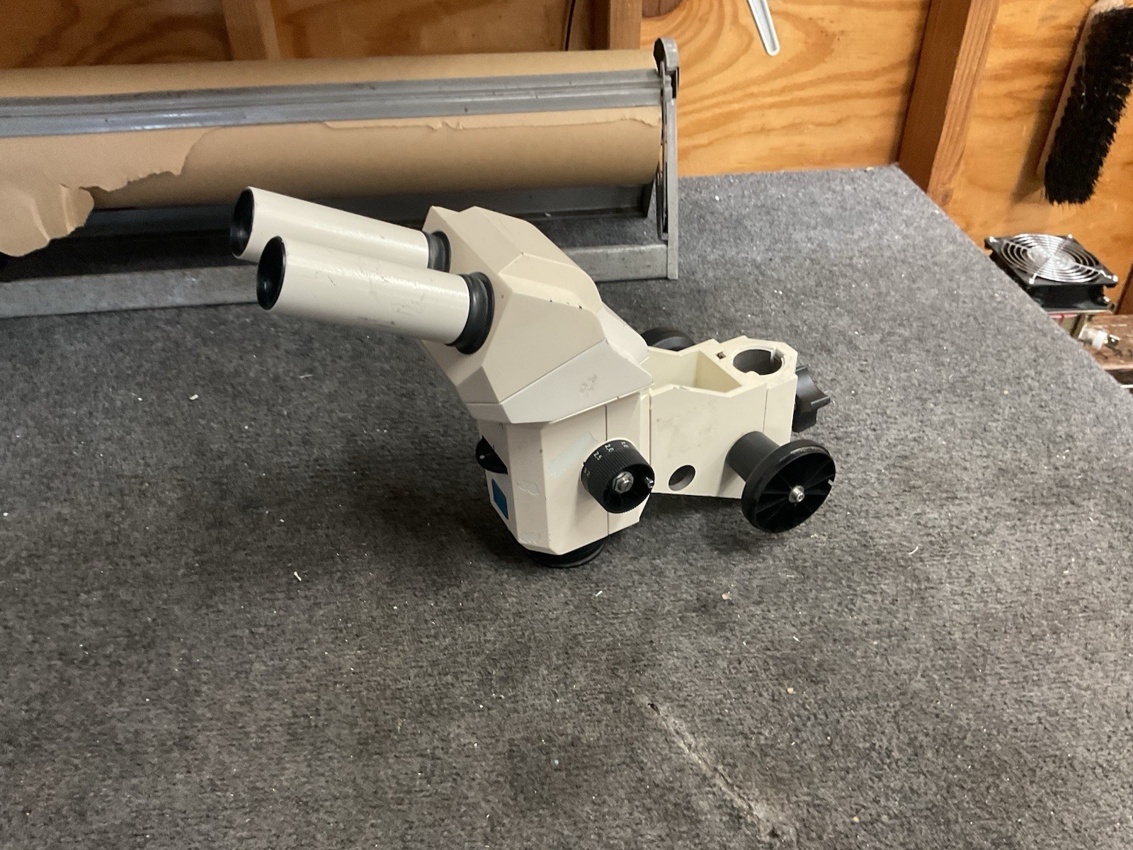 Zeiss Stemi SV11 Stereo Microscopes W/Focus Arm Mount Zeiss SV 11