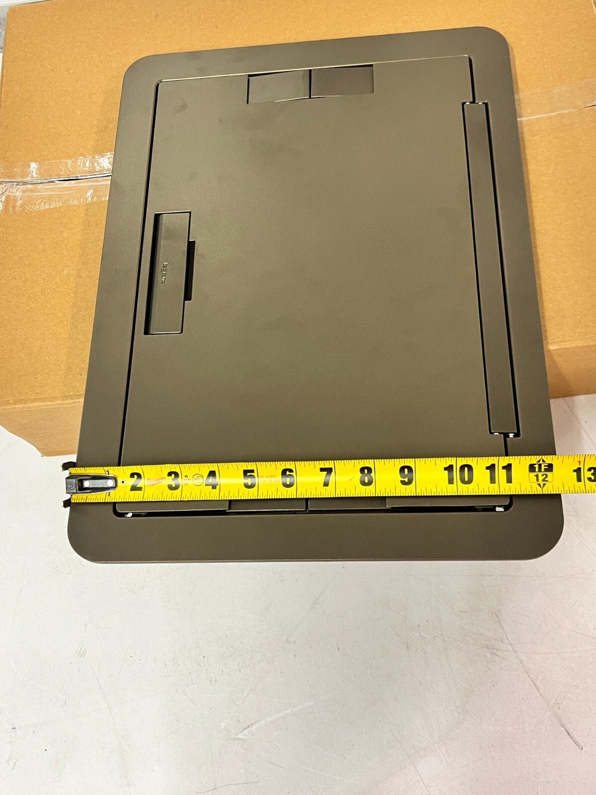 Legrand Evolution EFB6, EFB8, EFB10 Floor Box Flush Style Cover w/ Solid Lid