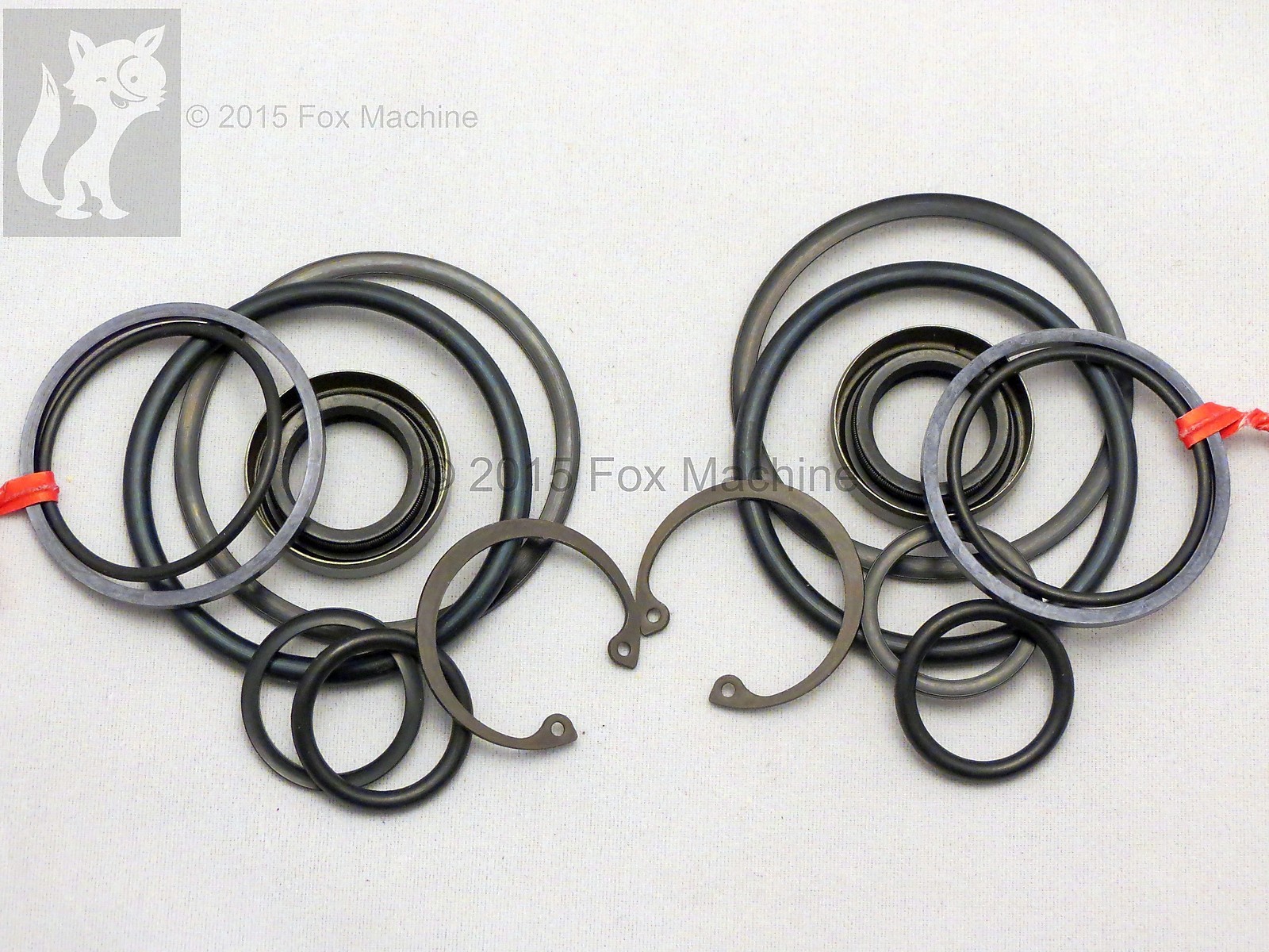 Seal Kit PAIR for Ford Steering Cylinders 555 655 755 + with.685″ rods