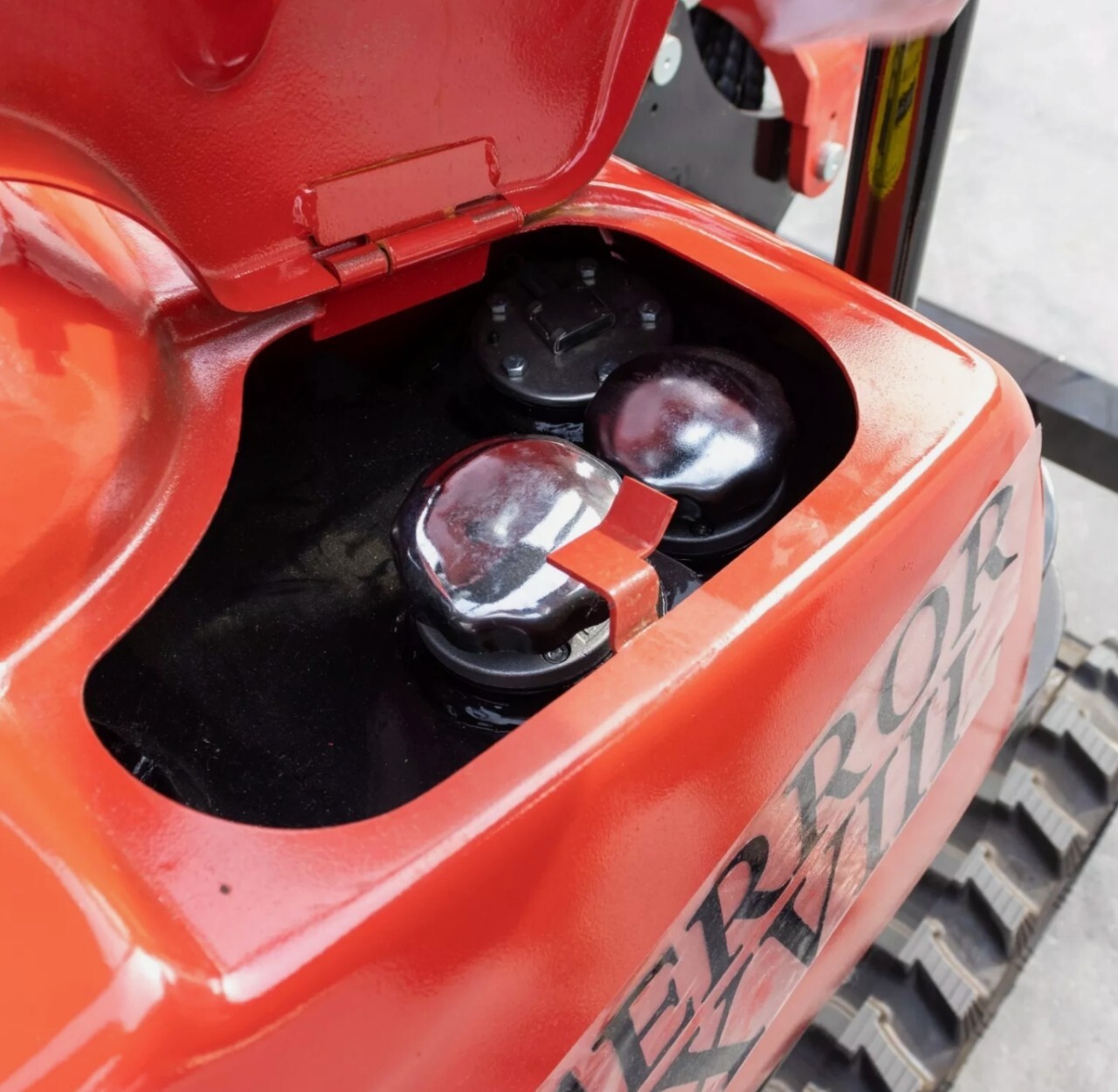 FREE SHIPPING 2025 2 Ton New Mini Excavator, KUBOTA D902 Diesel Engine 16 hp