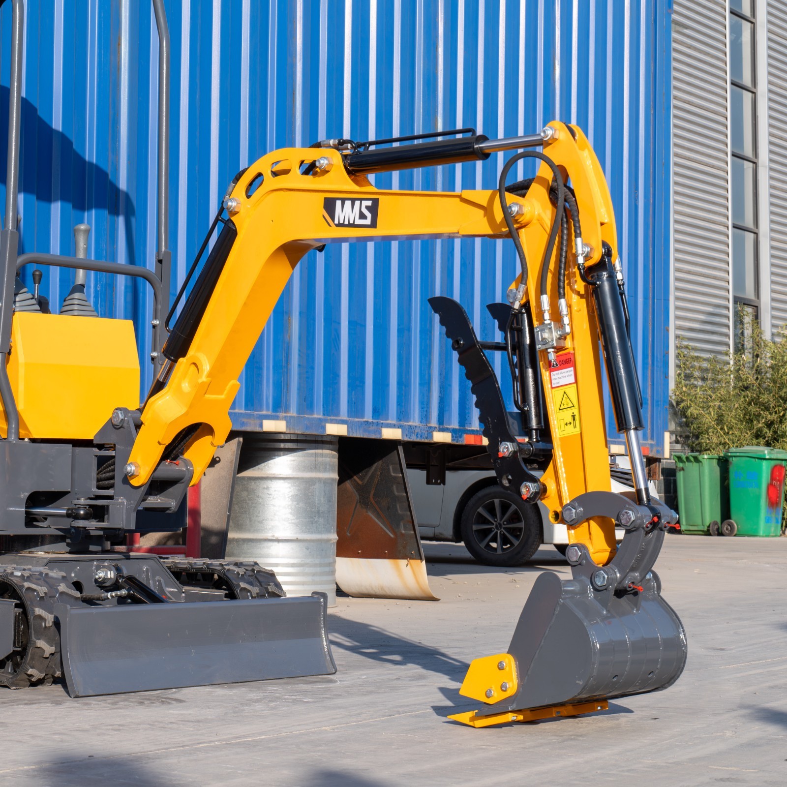 FREE SHIP 1.4Ton Mini Excavator Swing Boom 13.5hp Gas B&S EPA Engine