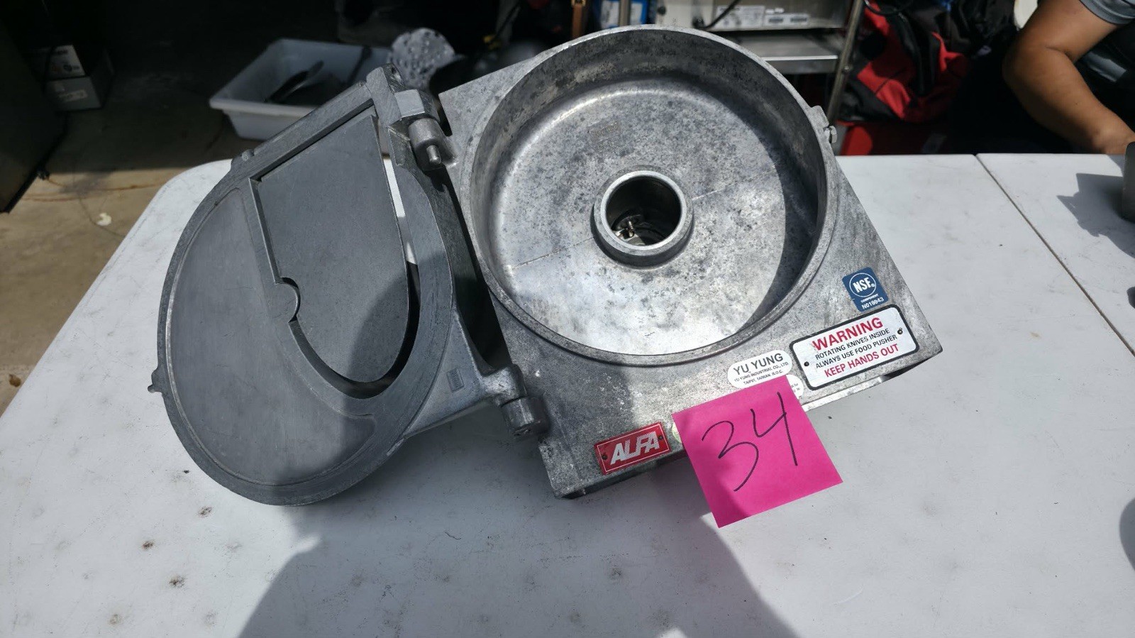 Hobart Pelican Head Mixer Attachment Shredder Grater Slicer Lot 34