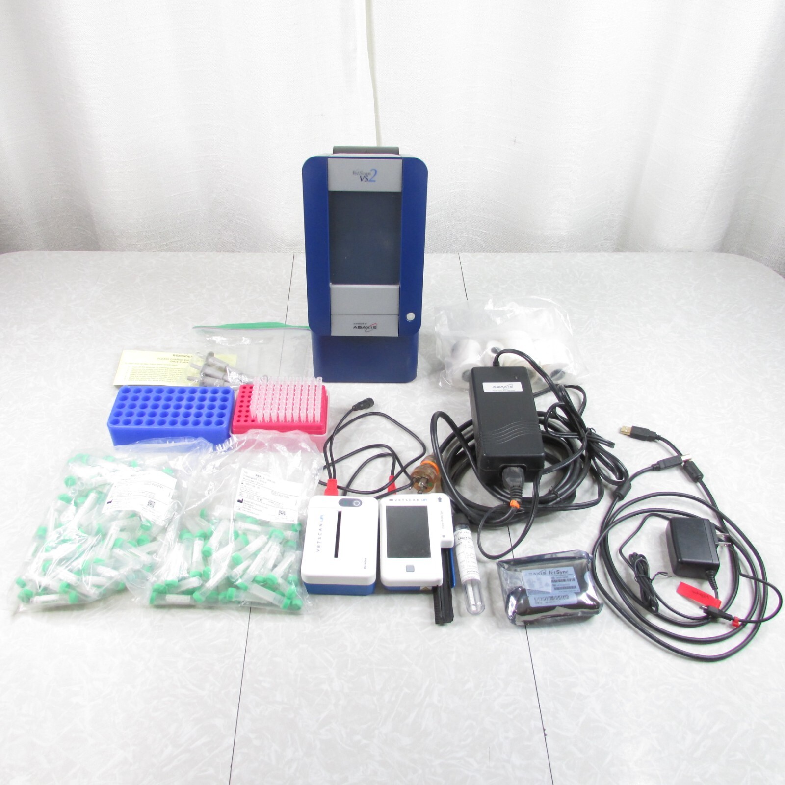Abaxis Vetscan VS2 Chemistry Analyzer Veterinary Lab Equipment Zoetis + Extras