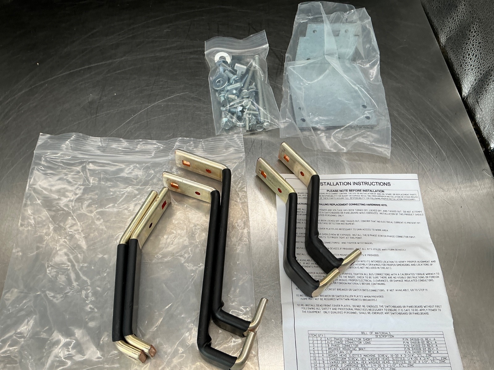 GE AMCB6FJ Bolt-On Strap Kit 250a, 600v for TFK, THFK, TFJ, SFDA, SFHA, SFLA, SF