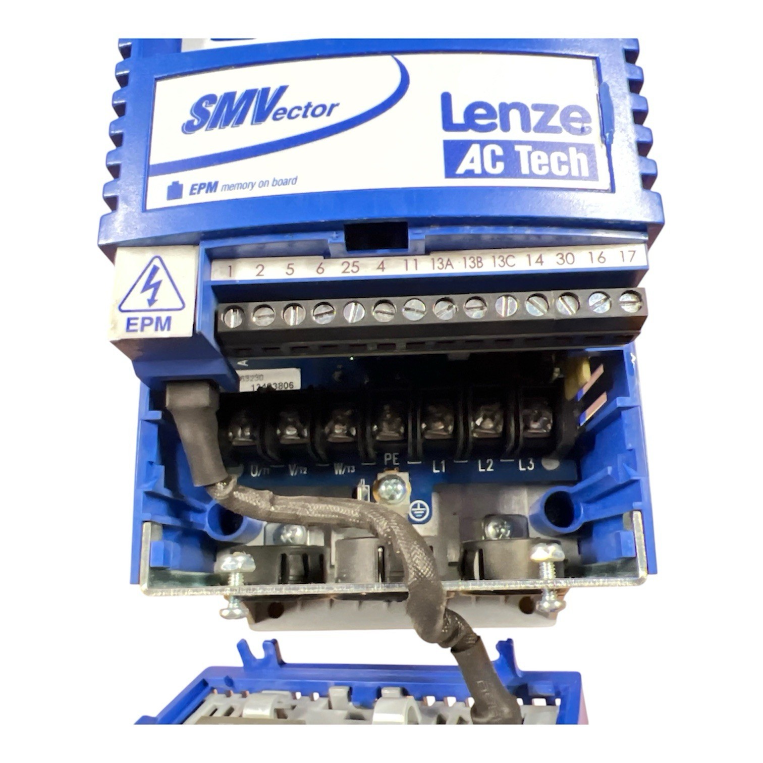 Lenze AC Tech SMVector ESV112N02TXB VFD 1.5HP 240V 3PH AC Drive Inverter VFD