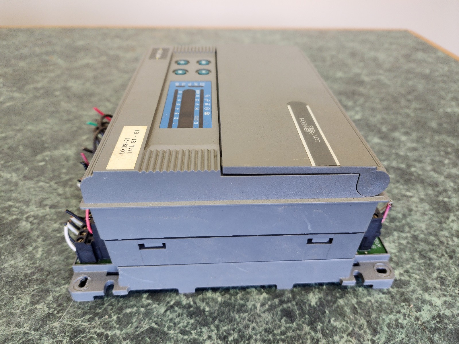 Johnson Controls DX-9100-8454 Metasys Controller – Used
