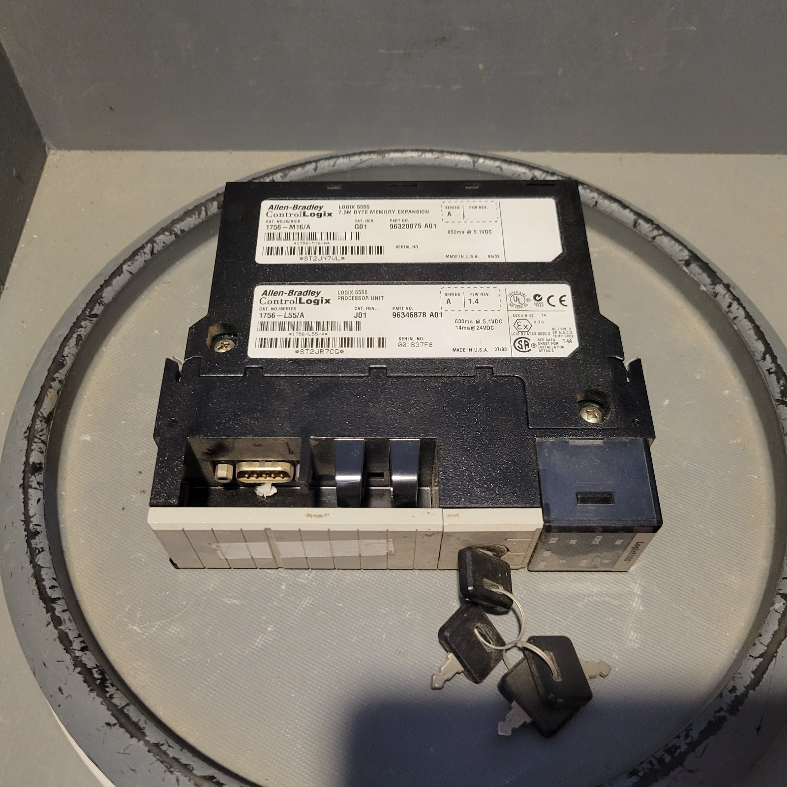 Allen Bradley Processor Unit w/ 7.5M Byte Mem. Ext., 1756-L55, 1756-M16