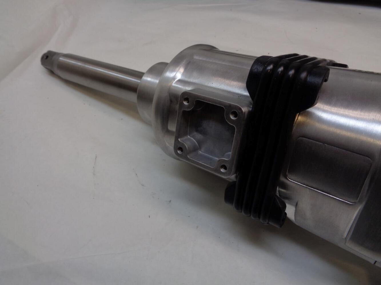 NEW UNBRANDED GENERIC 1″ 1900ft lbs HEAVY DUTY IMPACT WRENCH TOOL R30