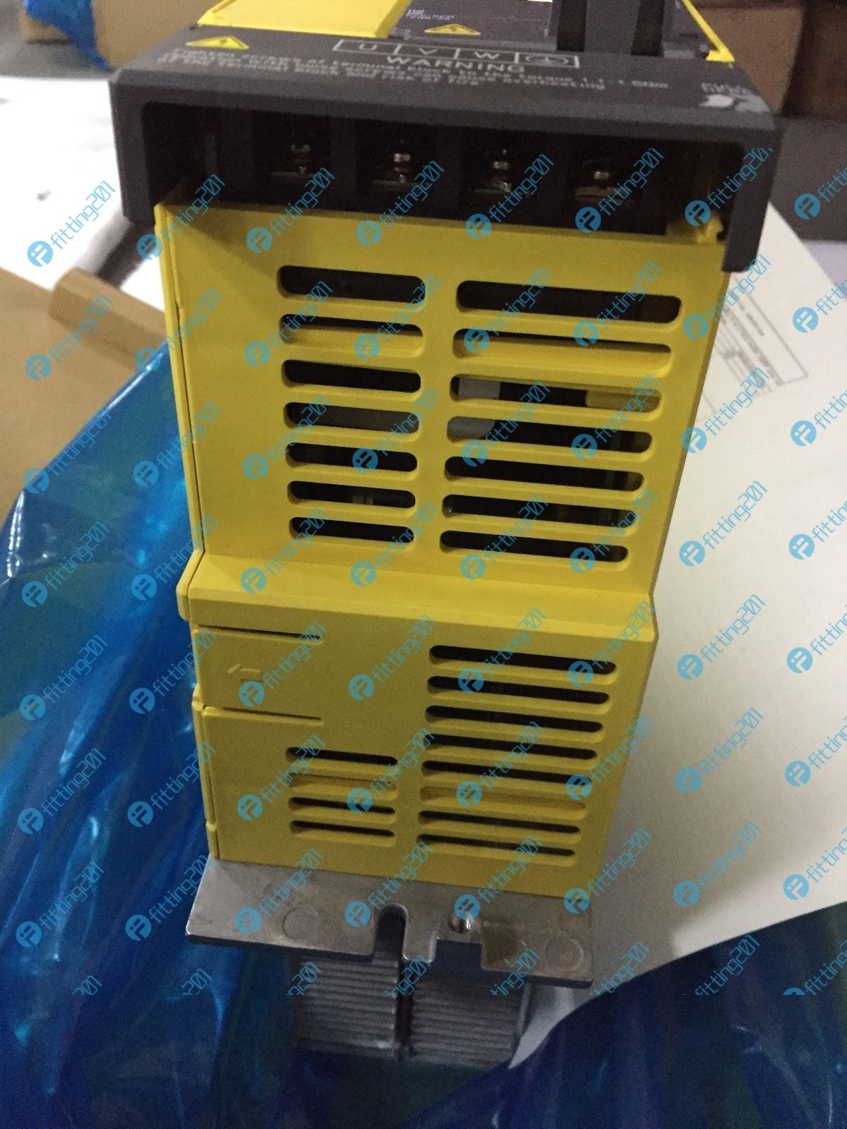 ONE NEW FANUC SERVO AMPLIFIER A06B-6141-H015#H580