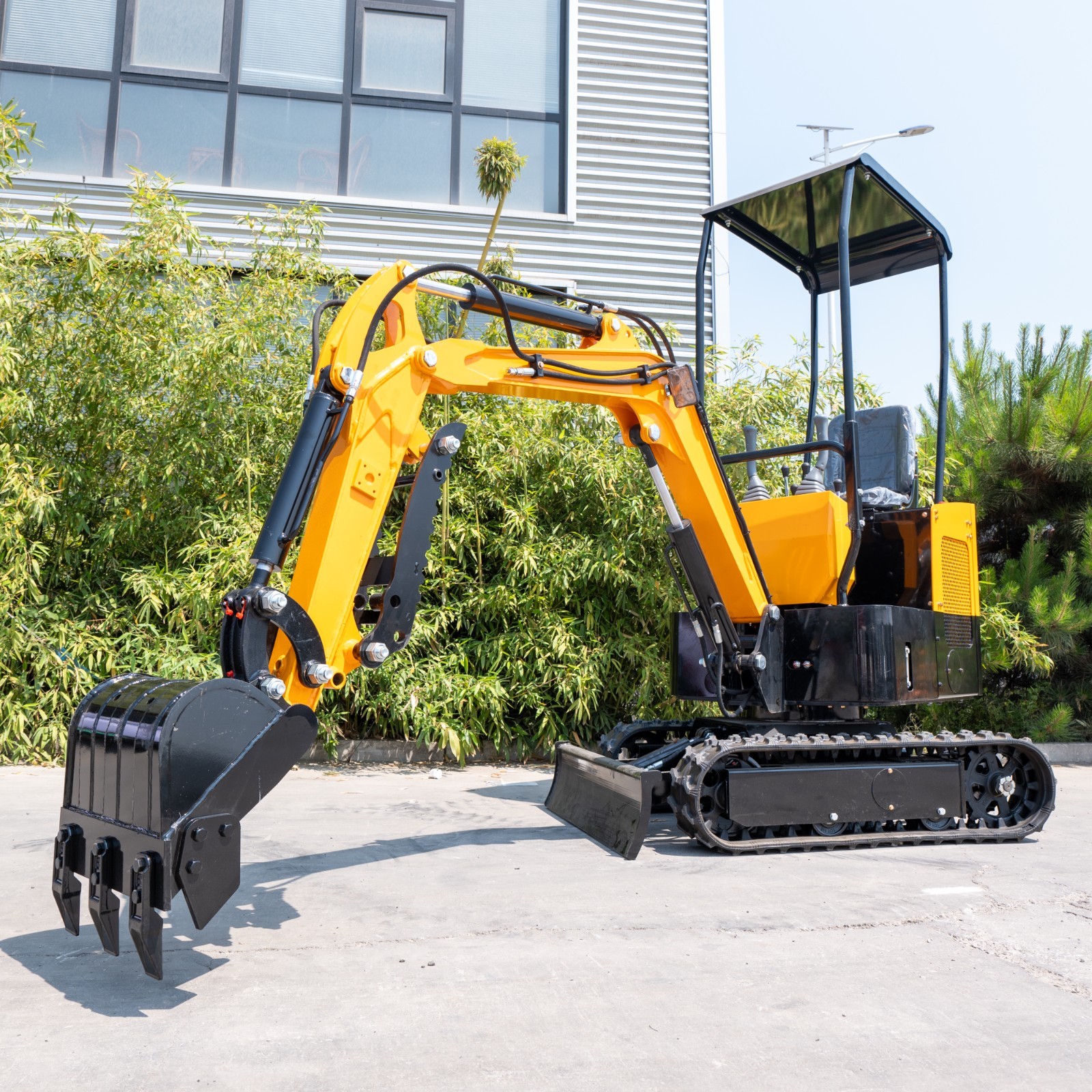 Mini Excavator 1.4Ton Digger 11.5hp Kubota Diesel Pilot System EPA Engine USA