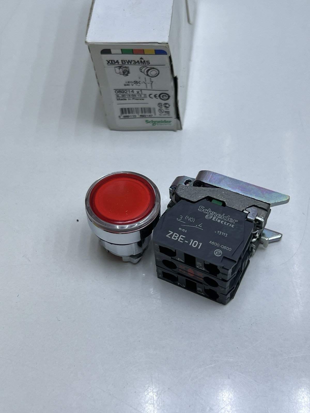 (Lot 2 Pcs) Schneider Electric XB4 BW34M5
