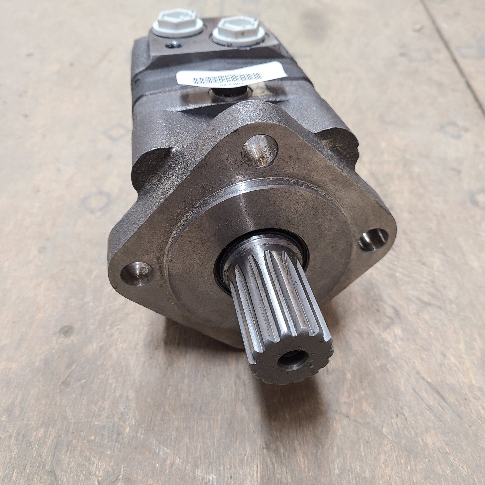151F2207 OMS 80 White Hydraulic orbital motor Displacement 80 cm3