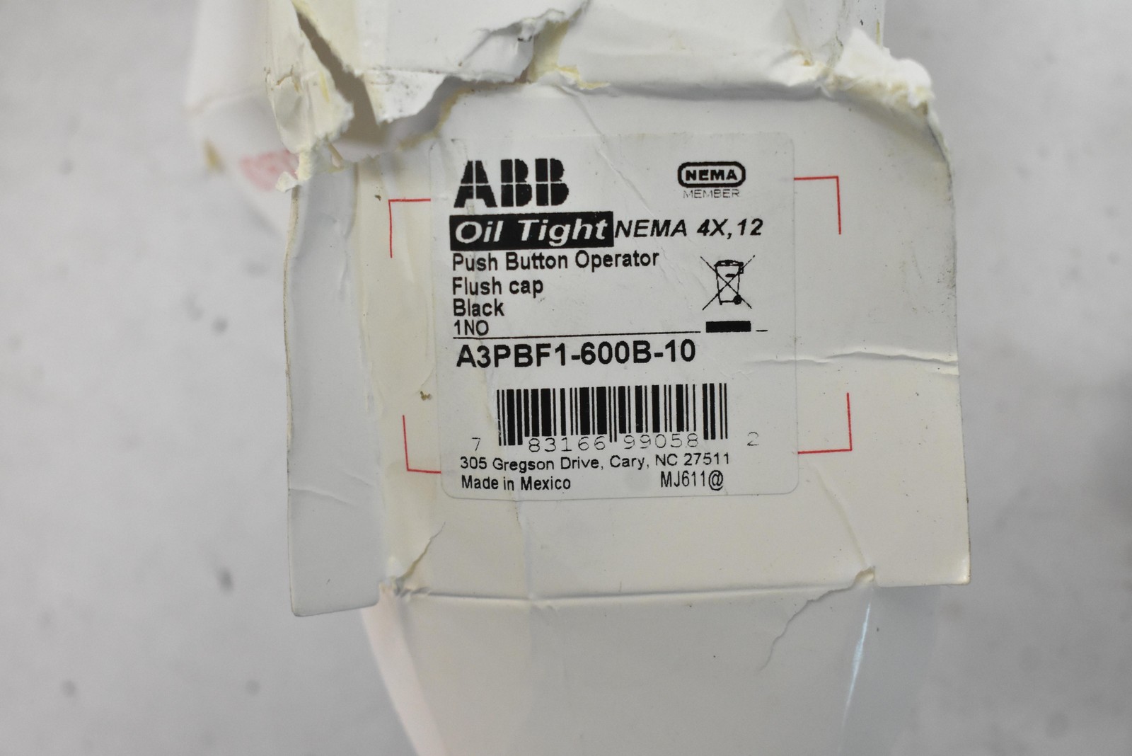 ABB A3PBF1-600B-10 Push Button Operator Black Oil Tight NEMA 4X Made In Mexico