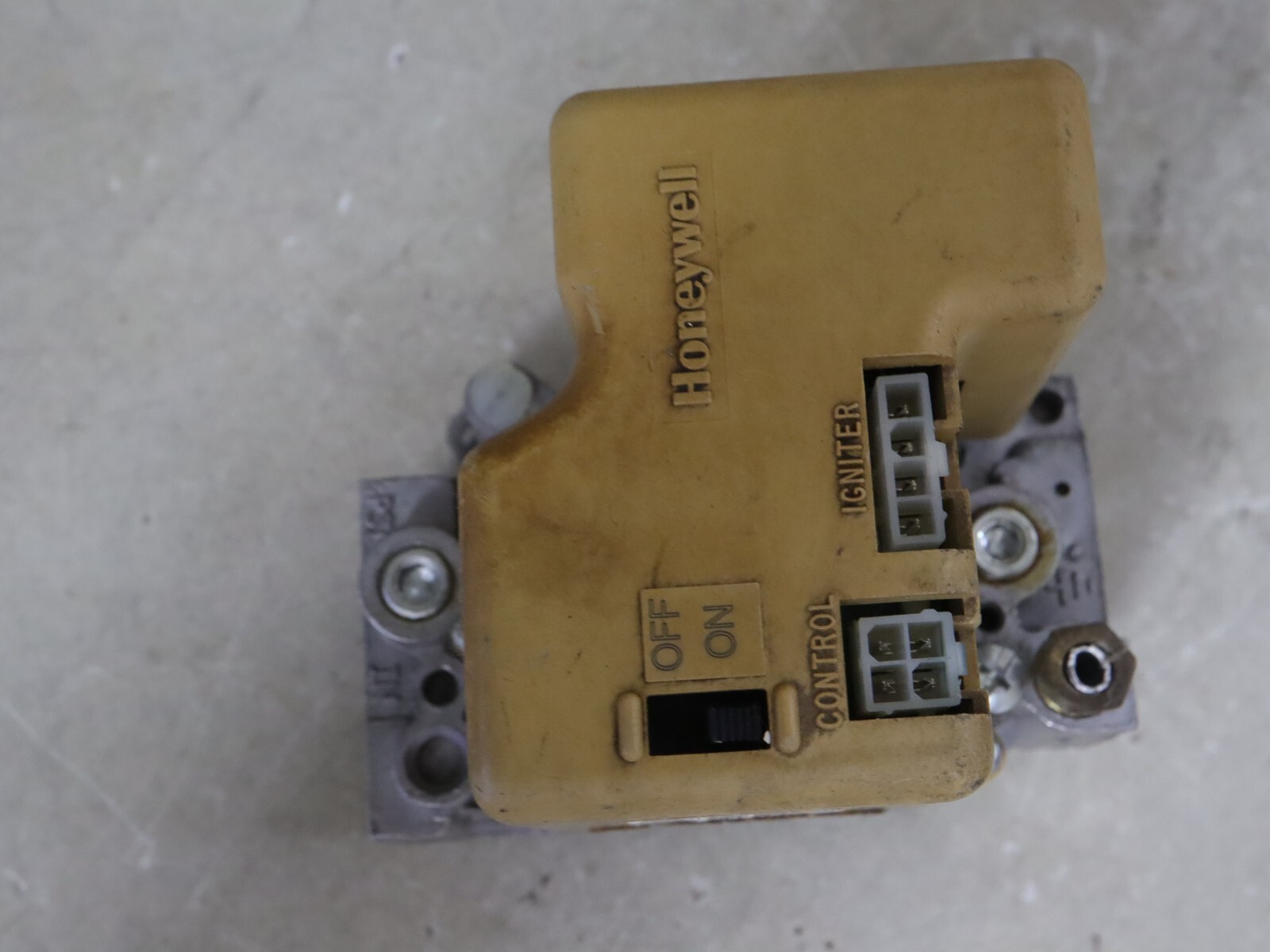Honeywell SV9501M2056 SmartValve Gas Smart Valve HQ1011421HW