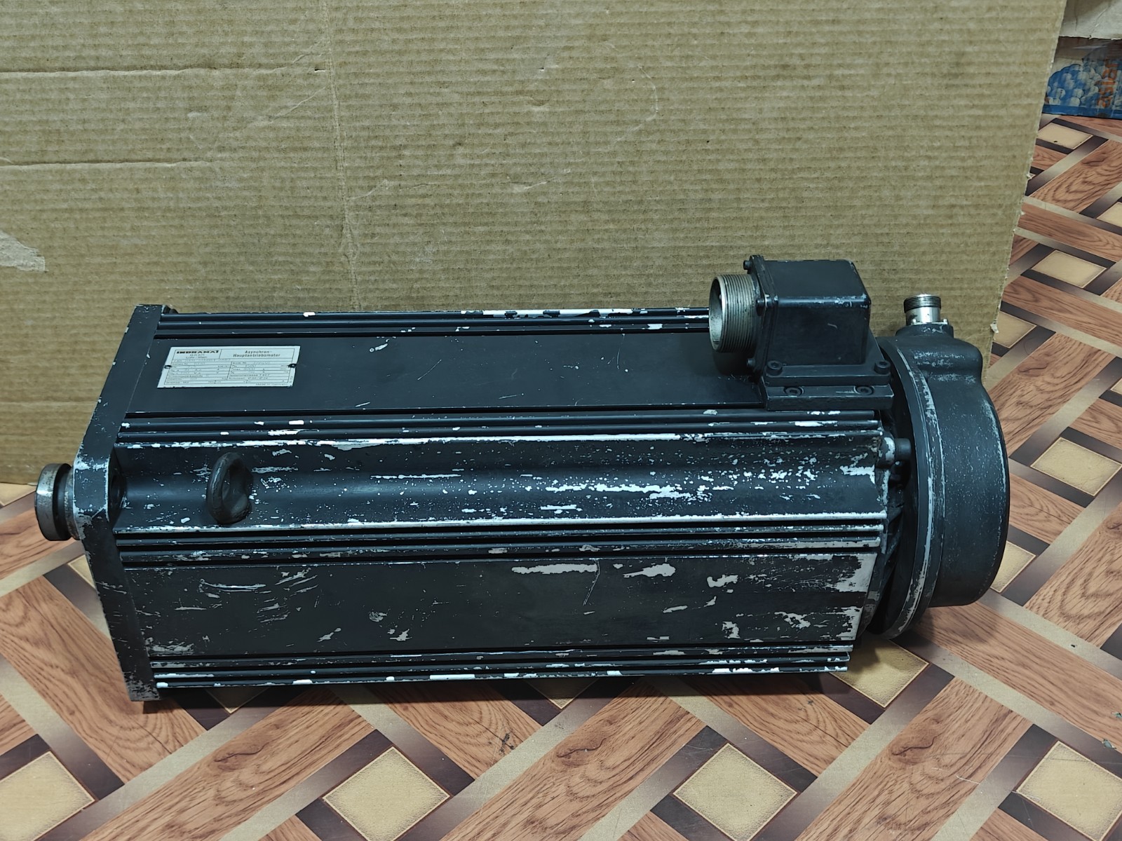INDRAMAT 100D-B050A1-AS03 ASYNCHRON HAUPTANTRIEBSMOTOR SERVO MOTOR