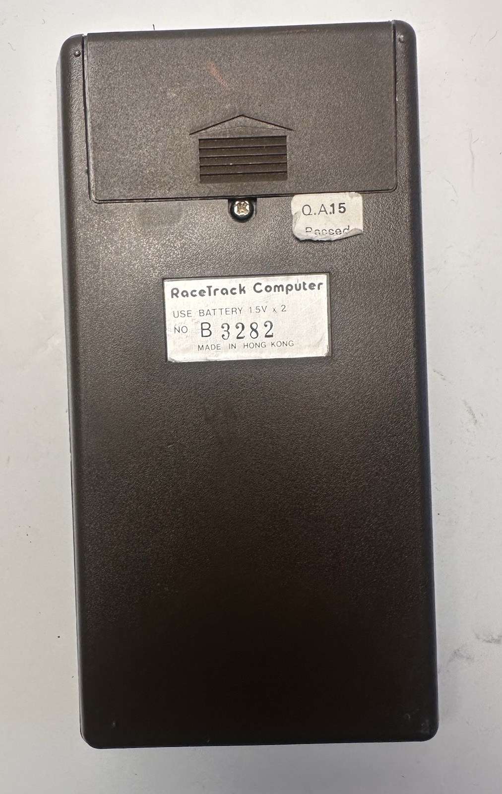 Australian RaceTrack Computer LCD Auto Shut-Off Handheld Basic Calculator B 3282
