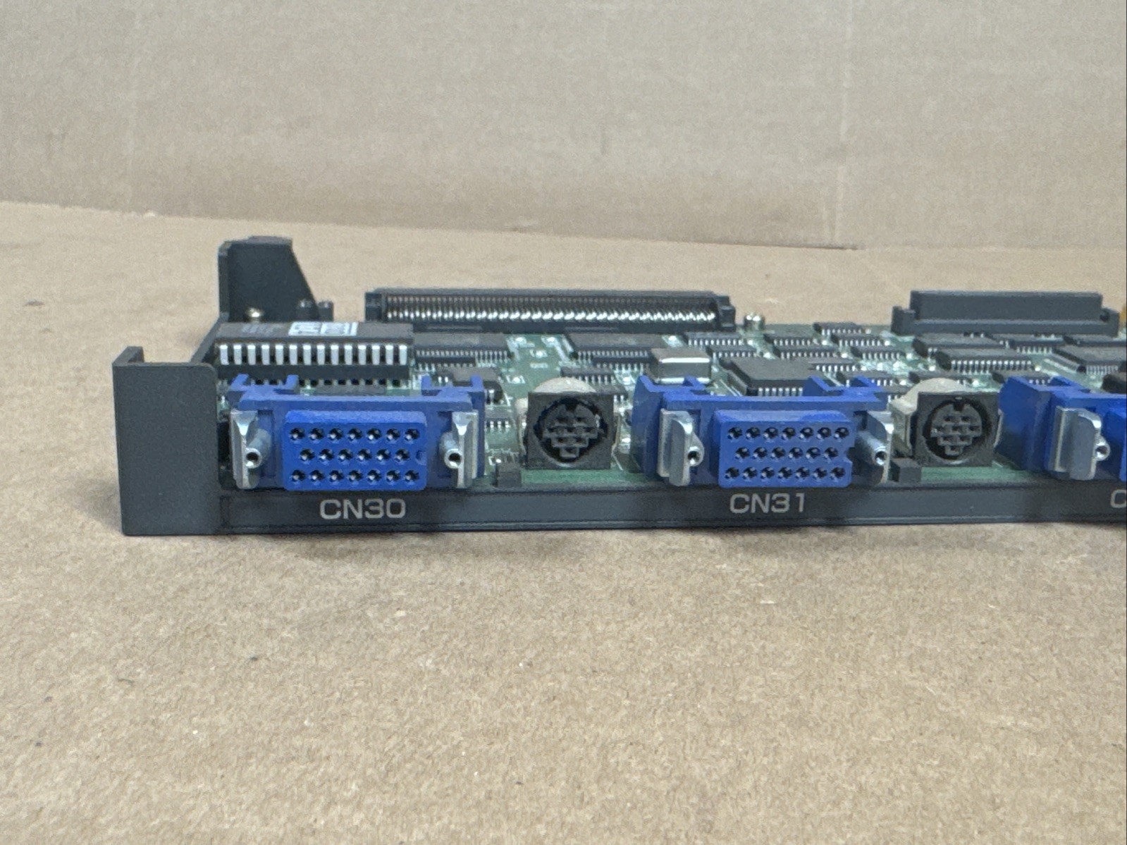 Yaskawa JANCD-FC300B-3 Rev. D DF9200040-D0N Axis Control Board FAST SHIPPING