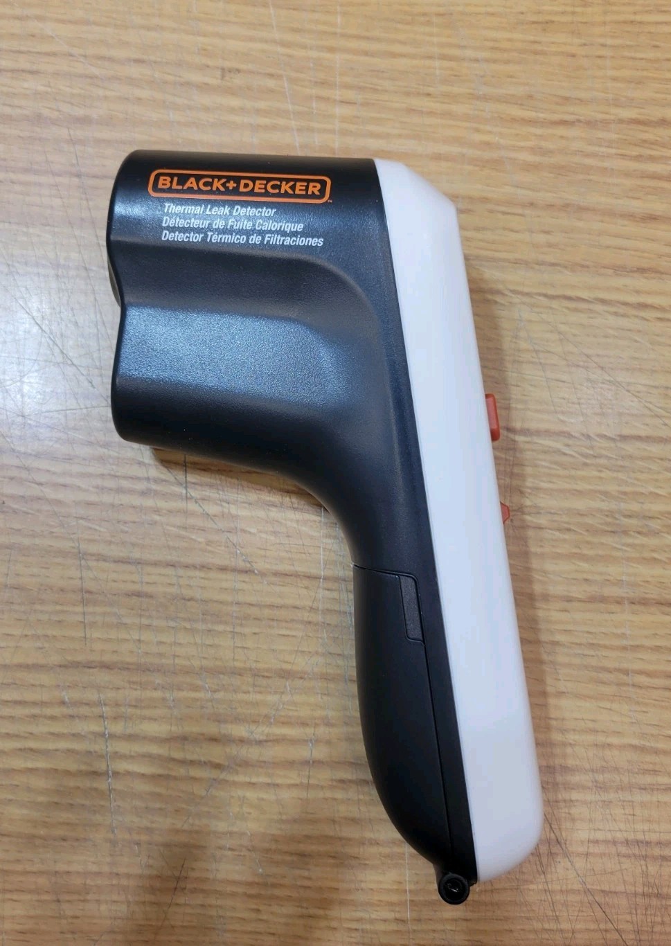 BLACK+DECKER TLD100 Thermal Leak Detector Infrared IR Tested Working w/ Box