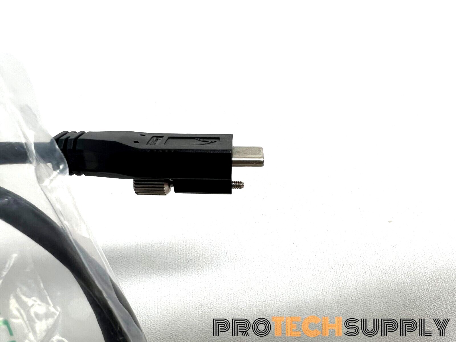 NEW Newnex U4S2C04C04-10 USB-C to USB-C with Single Screw Locking 1m w/ WARRANTY