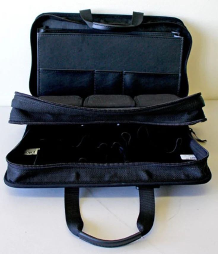 695ZT – PLATT LUGGAGE – FIELD SERVICE TECH – Interior Dimensions (L x W x D): 17