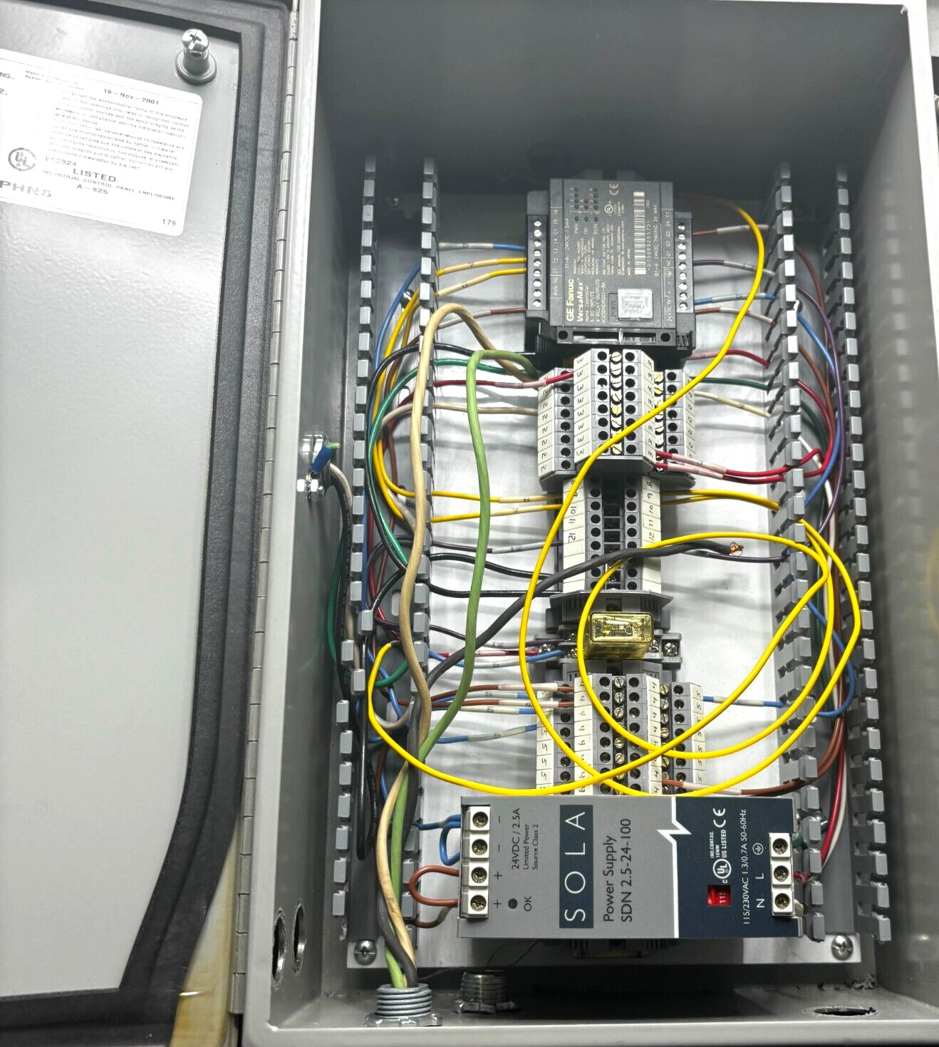 HAMMOND MANUFACTORING 1414PHN6 W/GE FANUC IC200NDR001-BA CONTROLLER🎯
