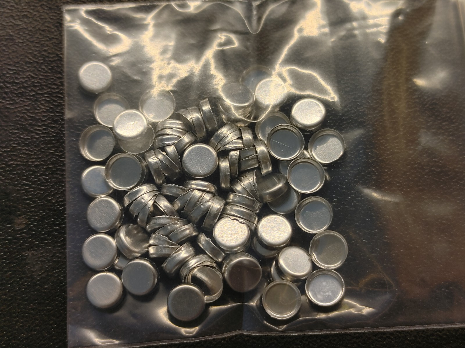 TA Tzero Aluminum pan for DSC analysis on Solid pan+lid (pkg. of 100) 901670.901