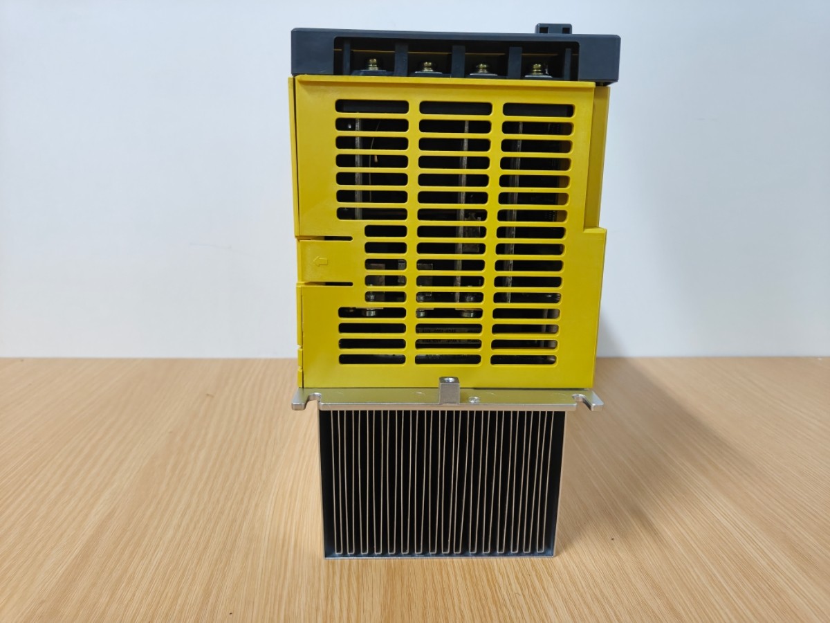 NEW FANUC A06B-6141-H030-H580 Servo Driver