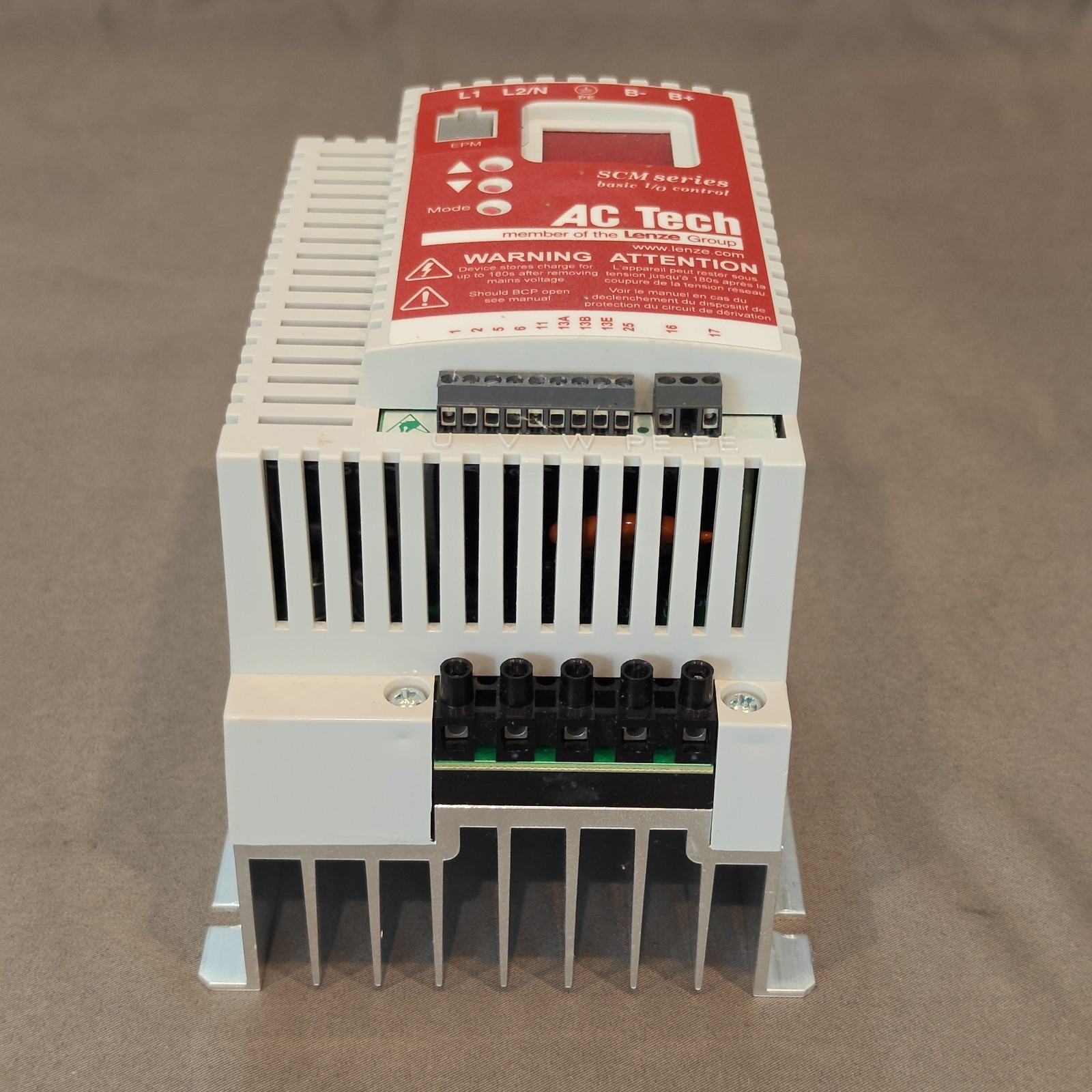 Lenze AC Tech SM010S Motor Drive VFD