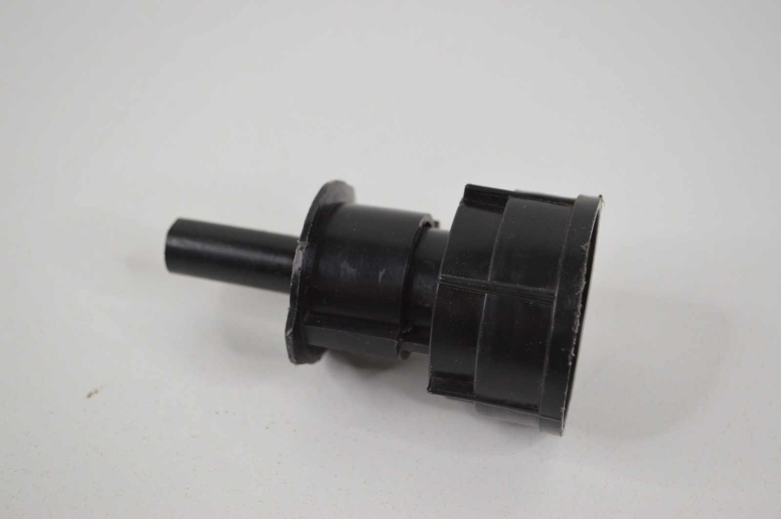 Battery Filler Filling Bottle Replacement Nozzle Spout Spring Loaded Screw On