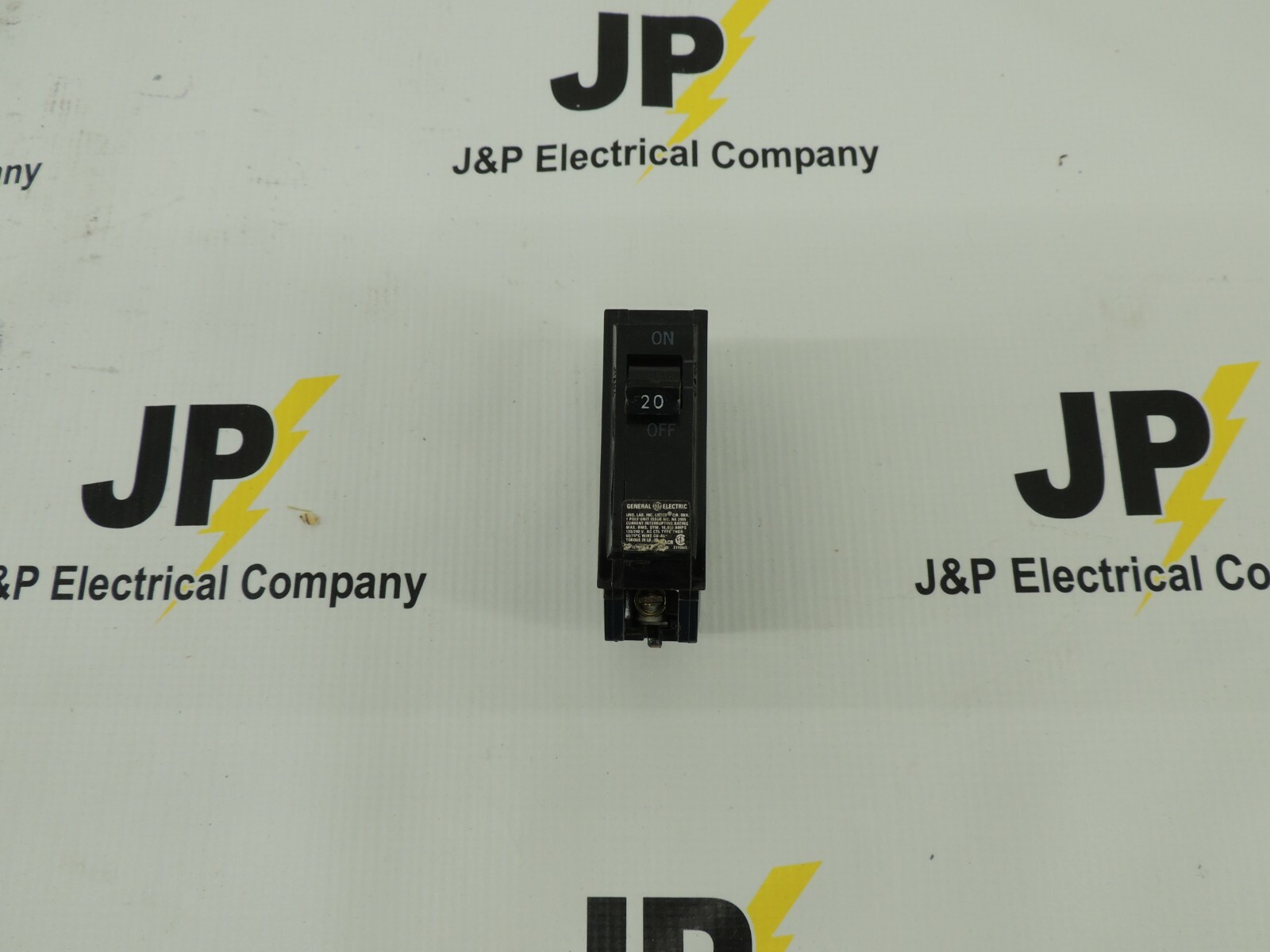 THQB120 GE 20 AMP SINGLE POLE 120/240 BOLT ON BREAKER