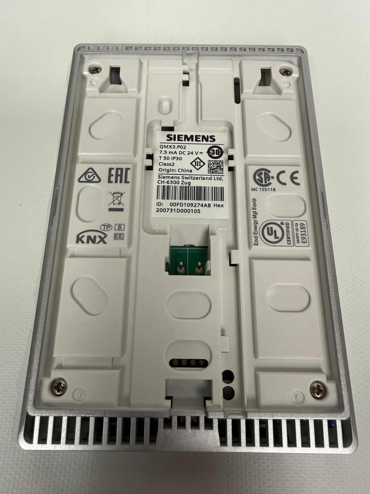 SIEMENS S55624-H107 QMX3.P02 ROOM UNIT TEMPERATURE SENSOR TOUCHKEY LED NEW