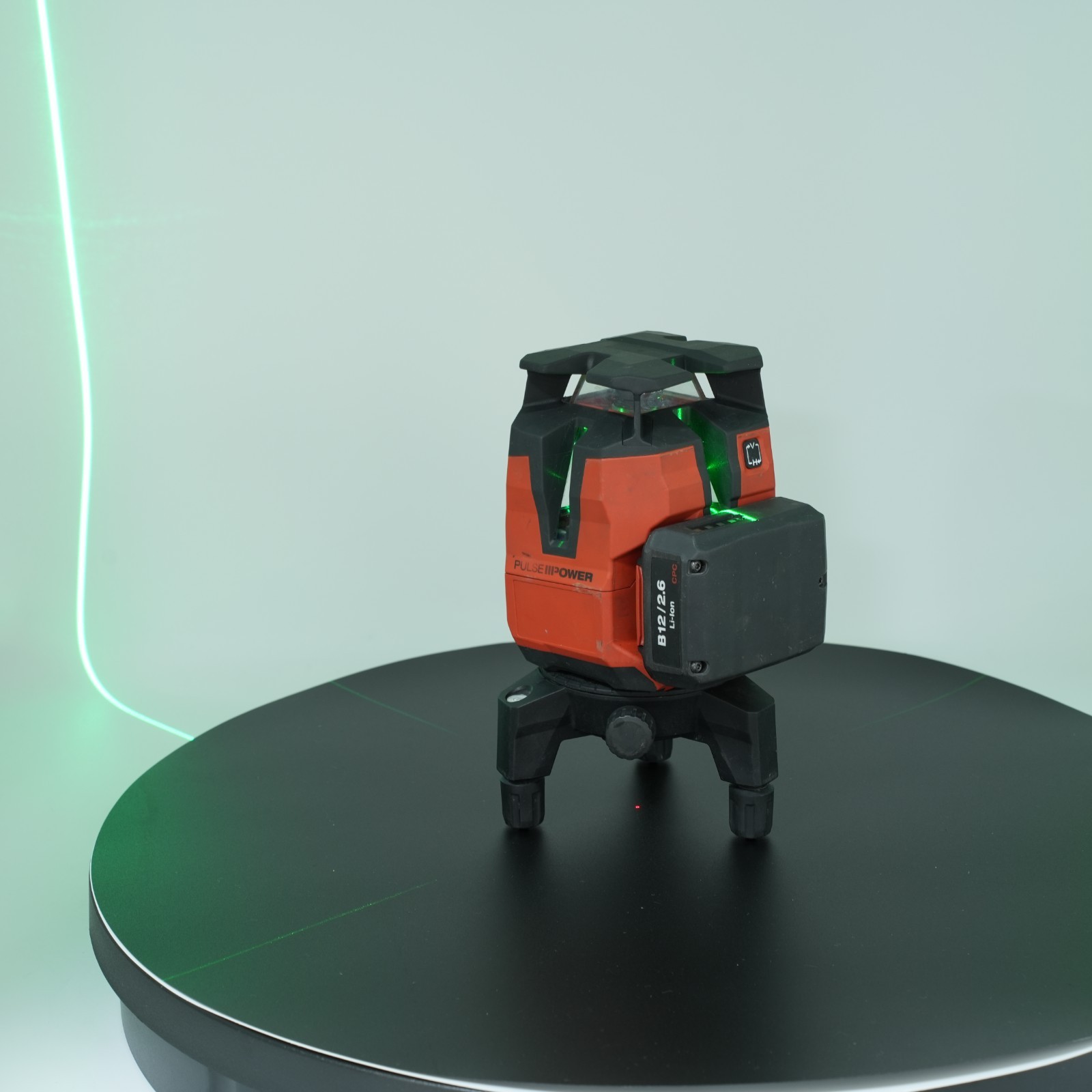 Hilti PM 40-MG Green Laser Level w/ PMA 31G Case Battery Manual Tested Used