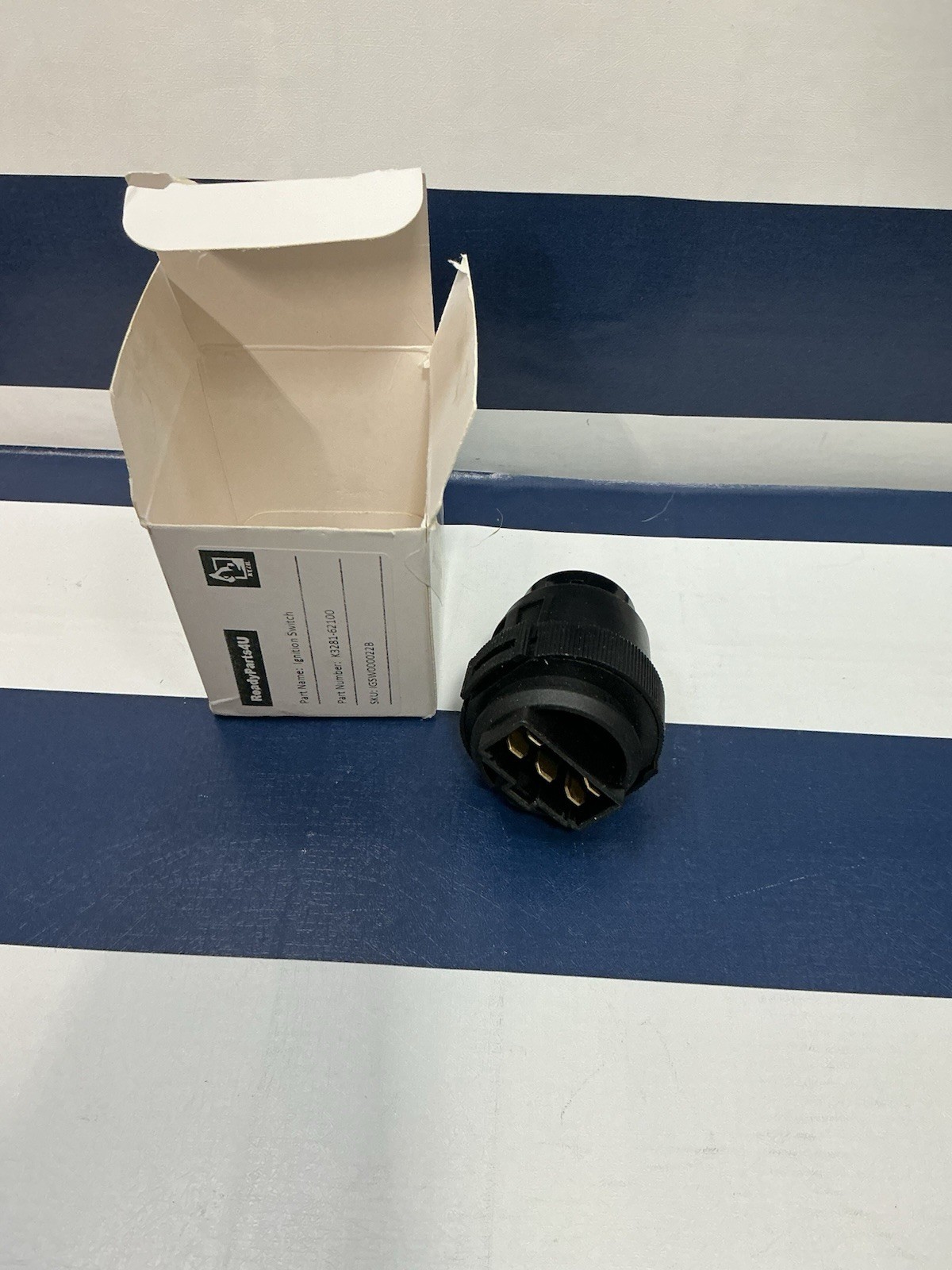 Ignition Switch Key K3281-62100, K3281-62103, Kubota Rtv500g, Rtv400ci